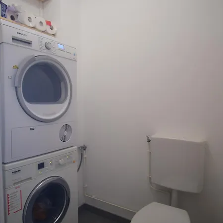 Avec Balcons Vue A Pontaillac